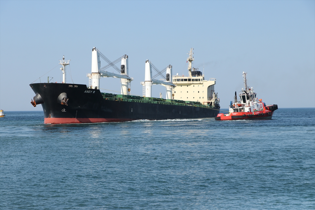 Tekirdağ'da Karaya Oturan Gemi İçin Çalışmalar Yeniden Başlayacak