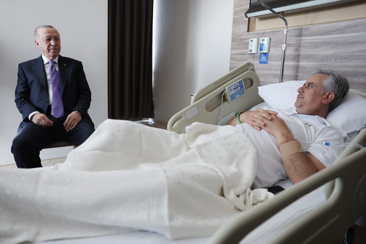 Cumhurbaşkanı Erdoğan'dan Hastane Ziyareti