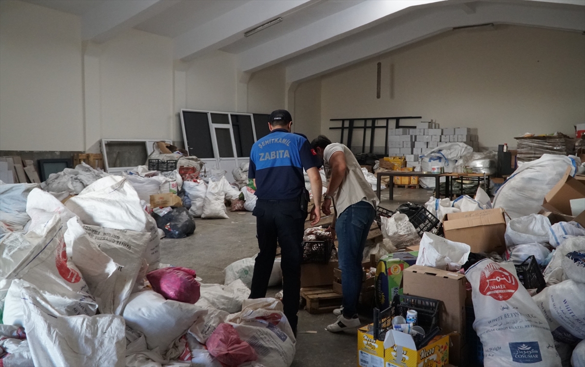 Gaziantep'te Tarihi Geçen 21 Ton Gıda İmha Edildi