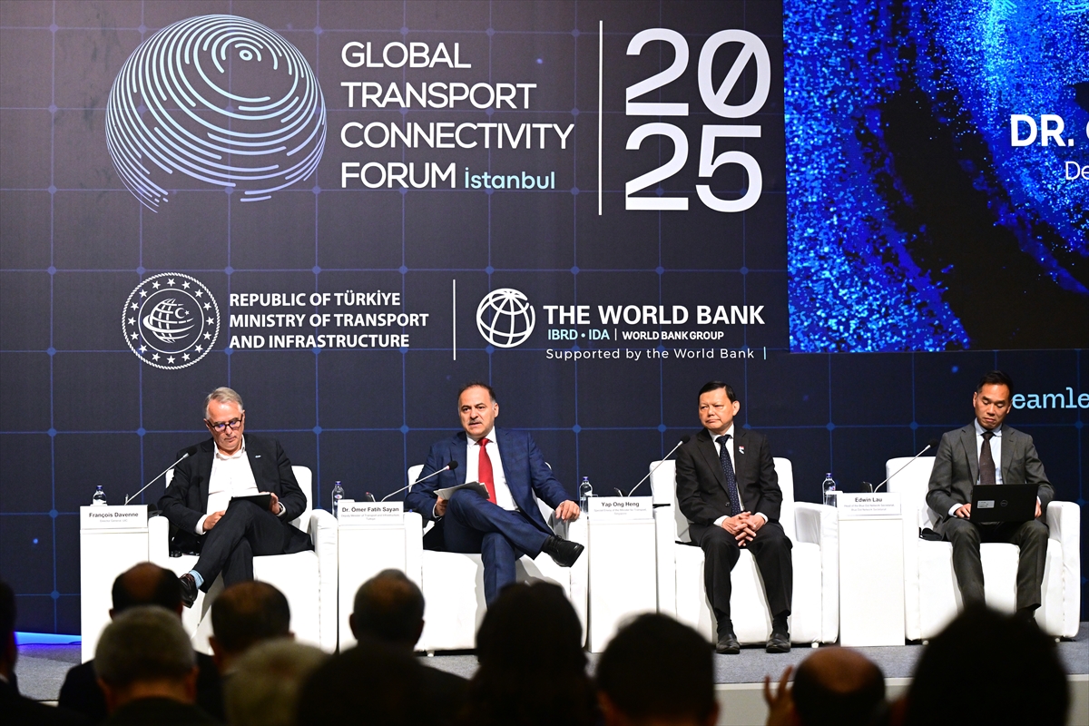 Küresel Ulaştırma Forumu İstanbul'da Tamamlandı: Akıllı Sistemler Geleceği Şekillendiriyor