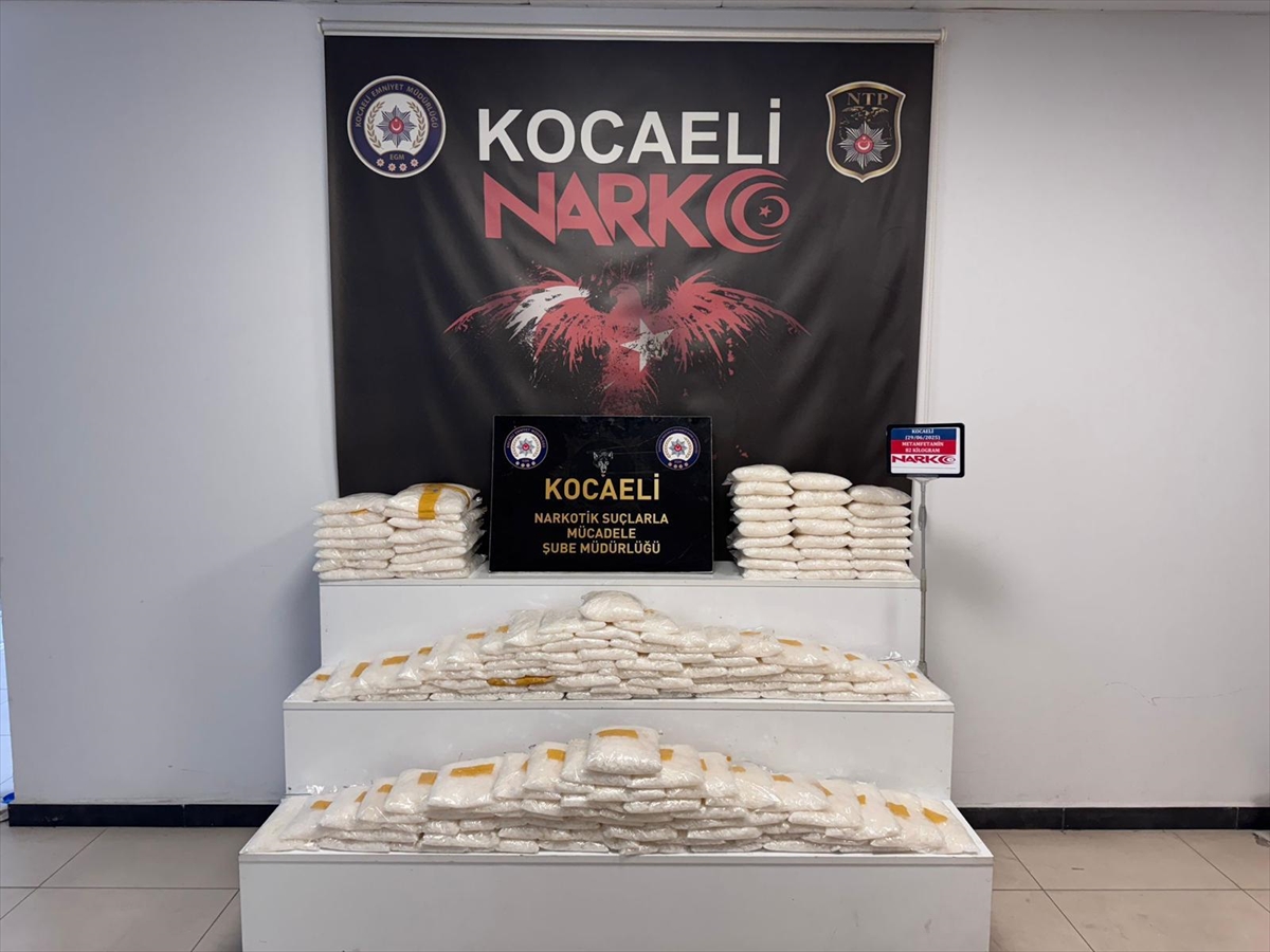 Kocaeli'deki Büyük Uyuşturucu Operasyonu 82 Kilogram Sentetik Madde Yakalandı