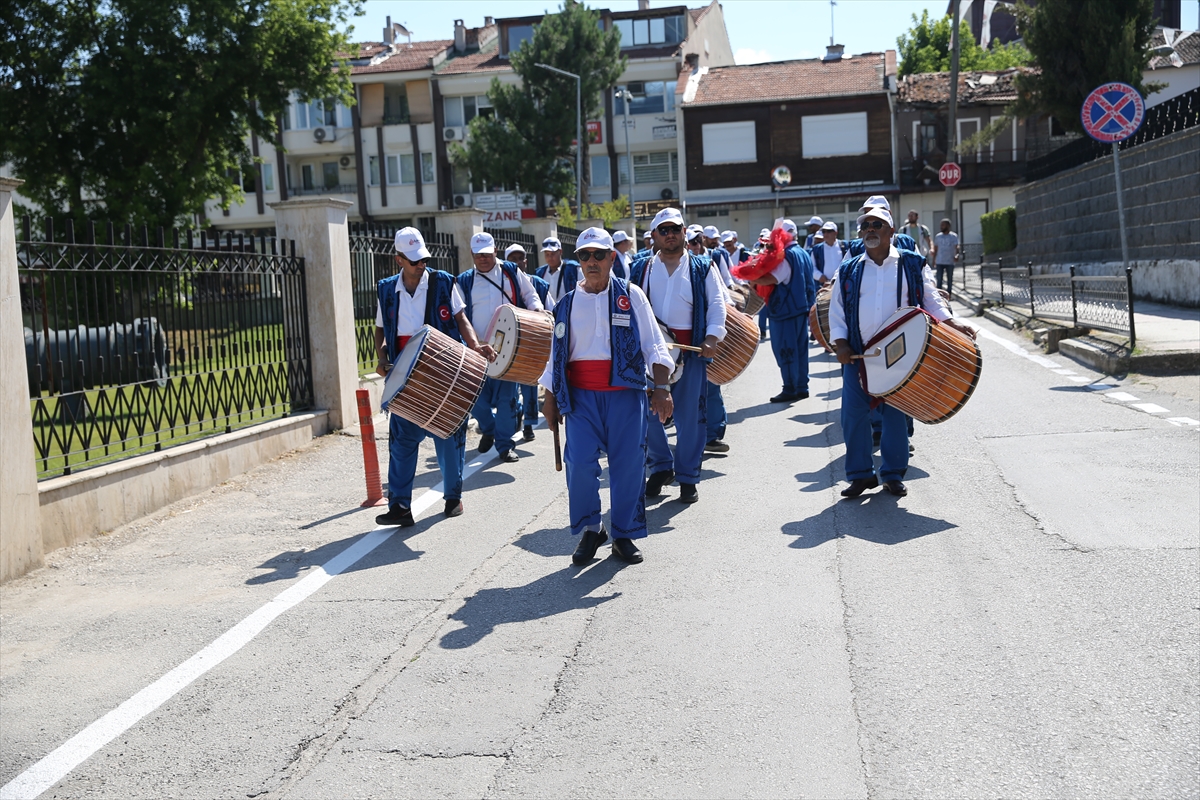 664. Tarihi Kırkpınar Yağlı Güreşleri Edirne'de Coşkuyla Başladı