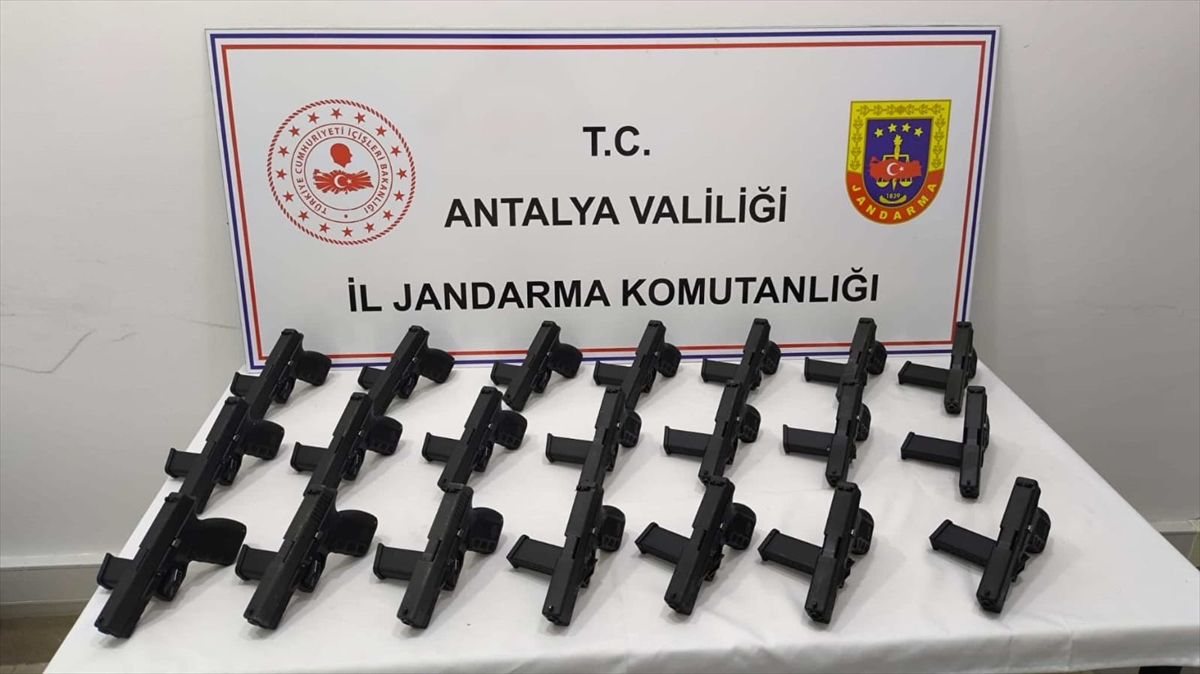 Antalya'da Silah Kaçakçılığı Operasyonu: Büyük Darbe Sonrası 1 Tutuklama
