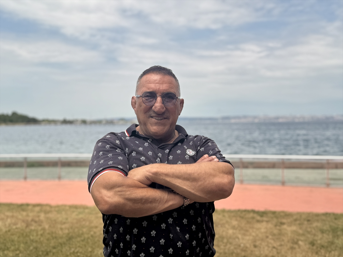 Başpehlivan Ahmet Taşçı'dan Zeybek'e Destek