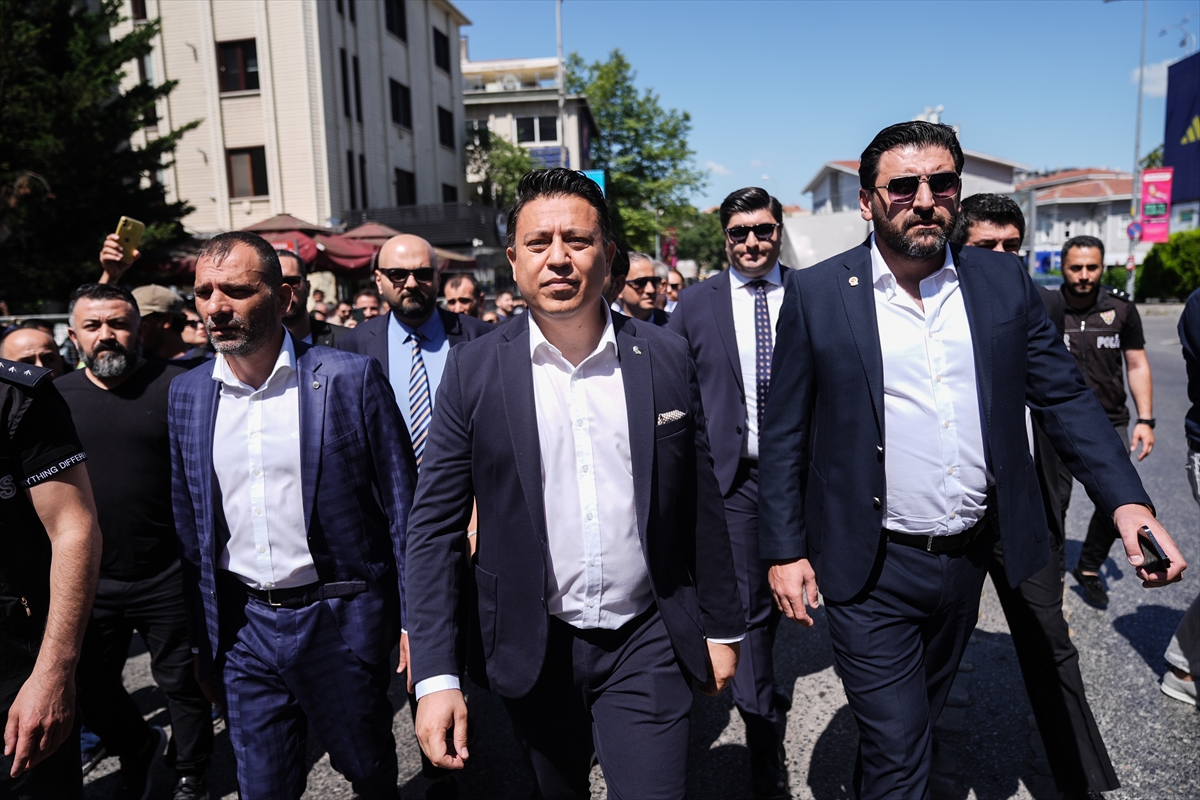 Fenerbahçe'de Olağanüstü Genel Kurul Çağrısı Yükseliyor