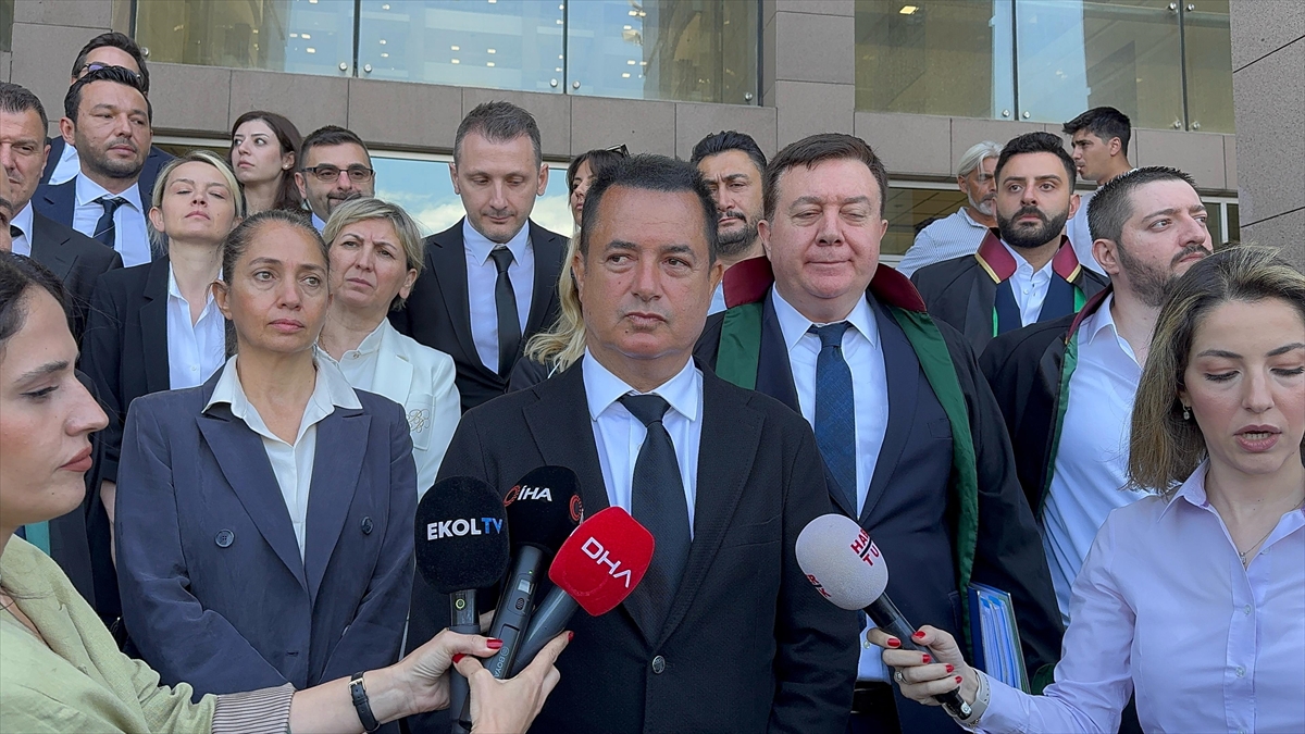 Acun Ilıcalı Yargı Süreciyle Karşı Karşıya: TV8 ve Exxen Üzerinde Gölge