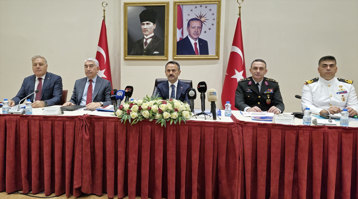 Kocaeli'de Düzensiz Göçle Mücadele Sürüyor: 435 Göçmen Sınır Dışı Edildi