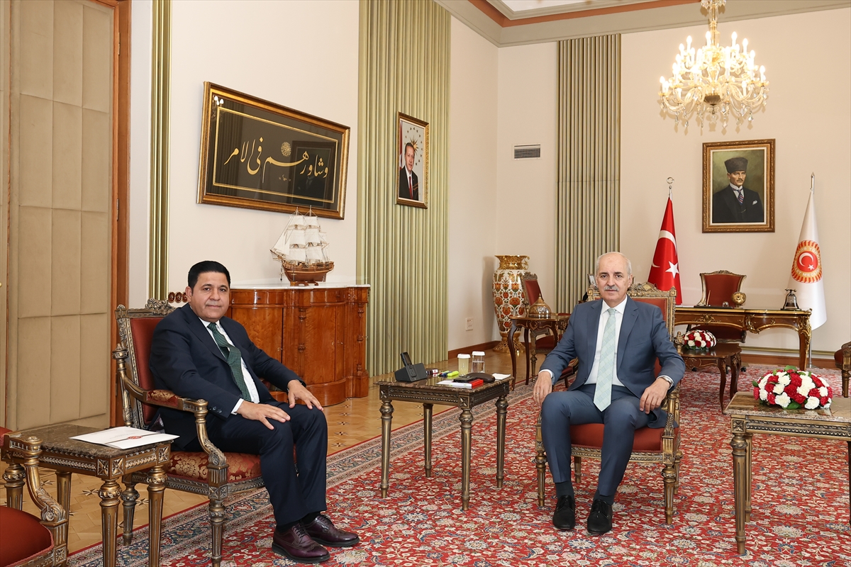TBMM'de Siyasi Görüşme: Kurtulmuş ve Kaya Bir araya Geldi