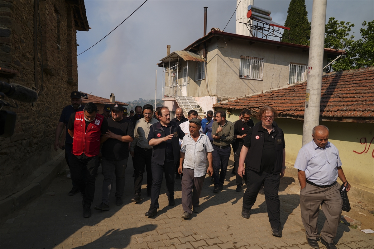 İzmir Ödemiş'te Orman Yangınına Karşı Yoğun Mücadele