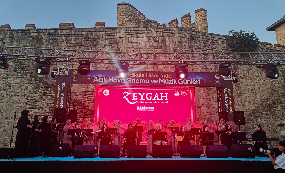 Zeygah Ritim Topluluğu Yedikule Hisarı'nda Büyüleyici Bir Konser Verdi