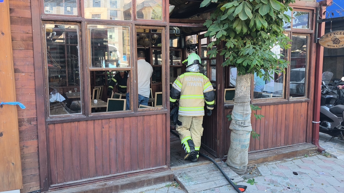 Kütahya'da Kafede Tüp Patlaması Panik Yarattı