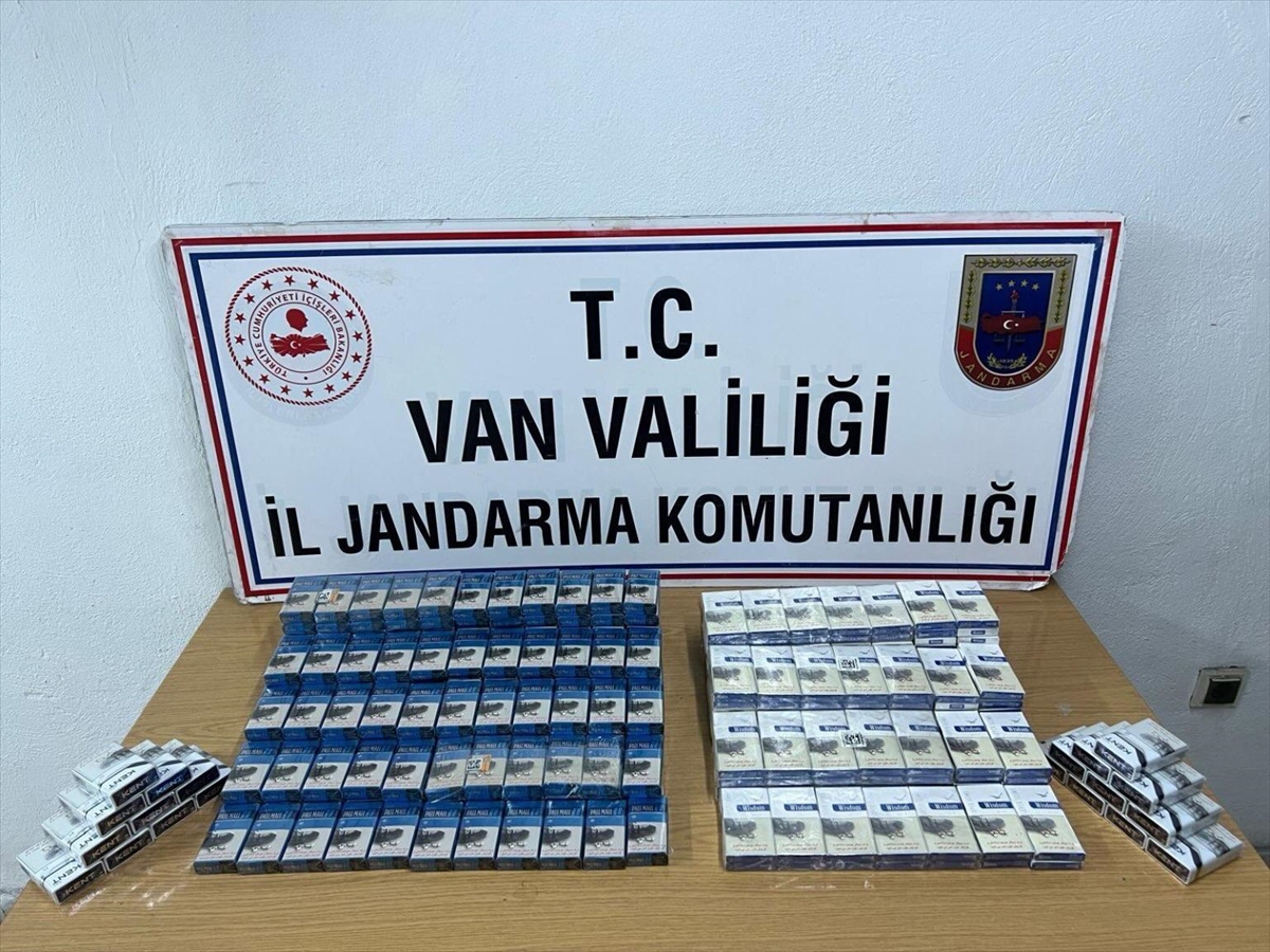 Van'da Kaçakçılık Operasyonlarında 10 Şüpheli Gözaltına Alındı
