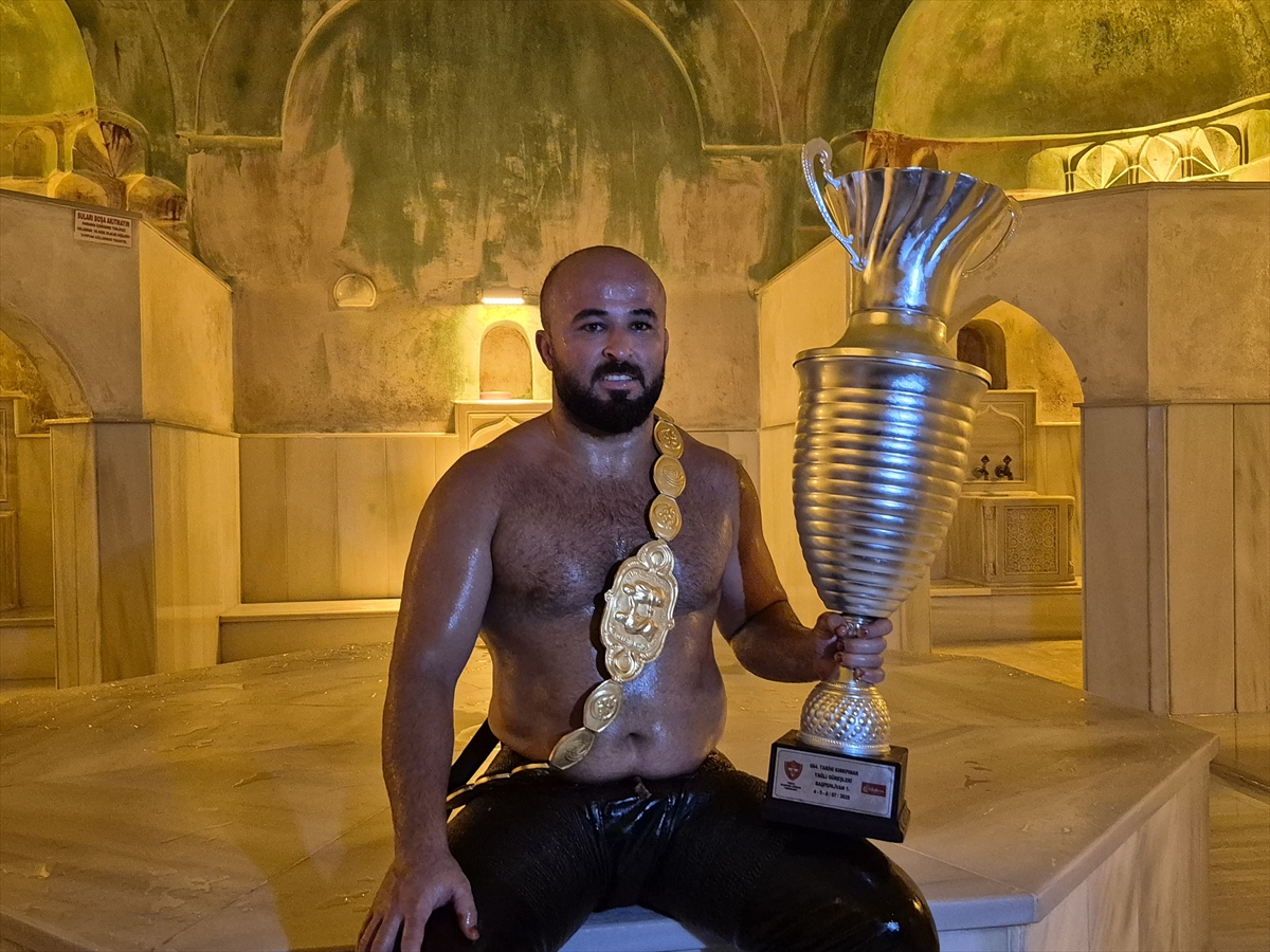 Orhan Okulu Kırkpınar Başpehlivanlığını Kazandı