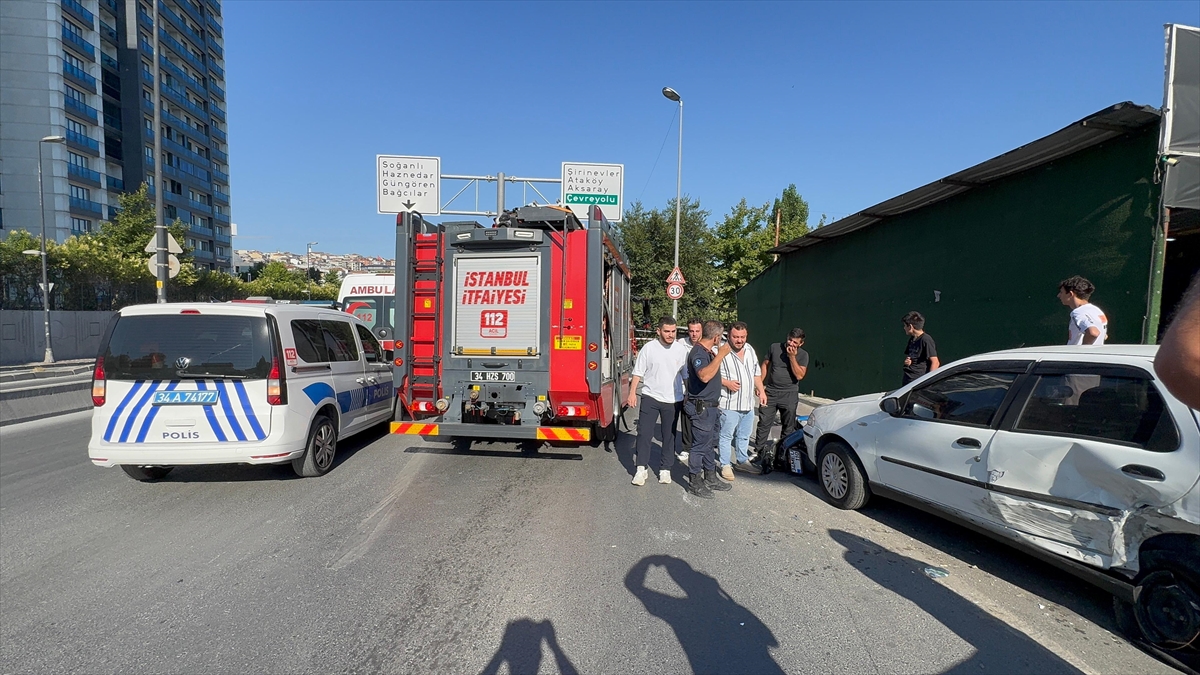 Bahçelievler'de Kaza: Otomobil Park Halindeki Araca Çarptı