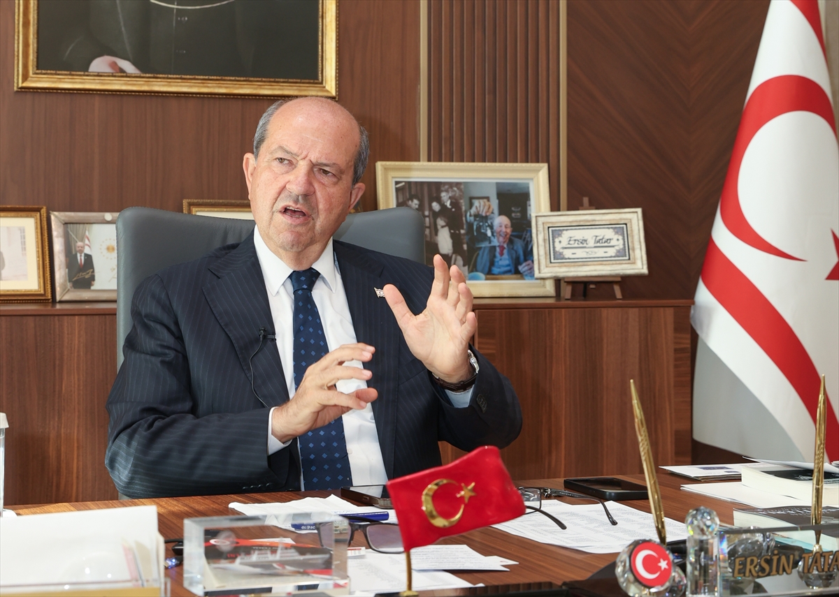 KKTC Lideri Ersin Tatar'ın EİT Zirvesi'nde Diplomasi Başarısı