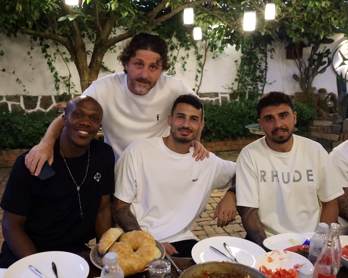 Trabzonspor Ailesi Akşam Yemeğinde Buluştu