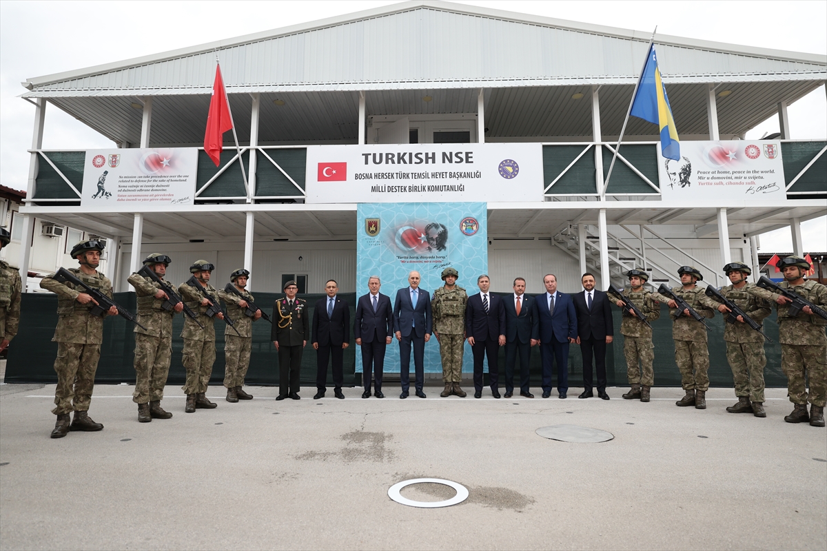 Numan Kurtulmuş Bosna Hersek'te Türk Temsil Heyetini Ziyaret Etti