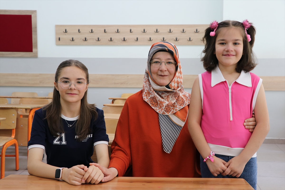 Genç Başarı Zümra Keklik LGS'de Tam Puanla Doktorluk Hayaline Yaklaşıyor