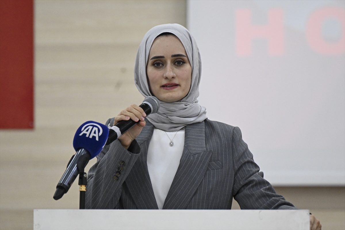 AK Parti Keçiören Kadın Kolları'ndan 15 Temmuz Anma Programı