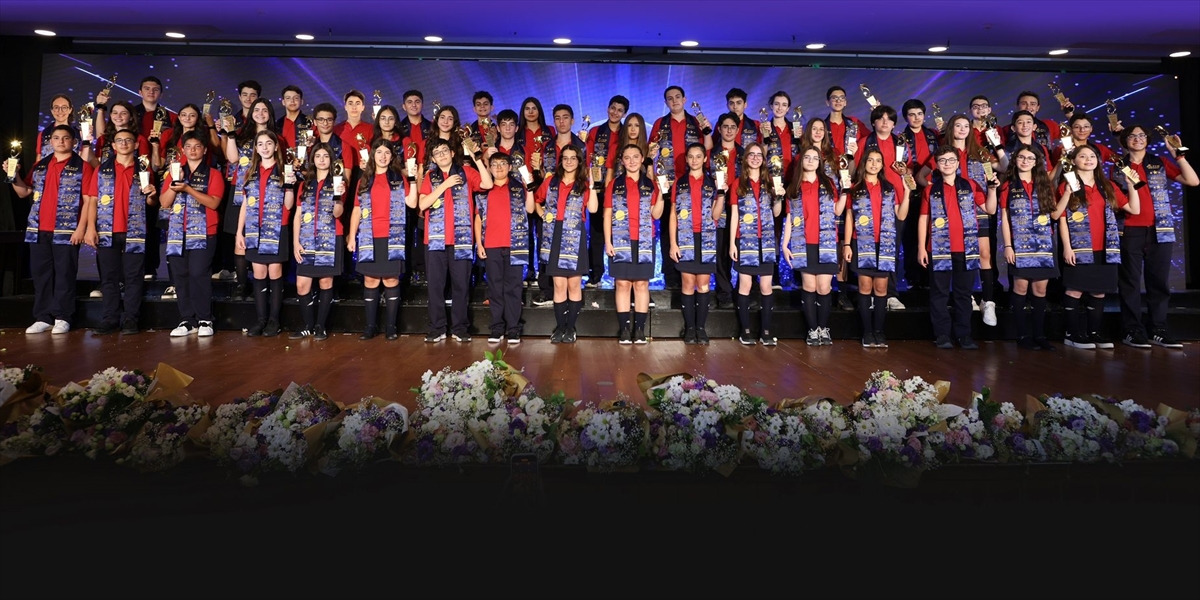 Bilfen Öğrencilerinden LGS'de Büyük Başarı: 49 Kişi Türkiye Birincisi