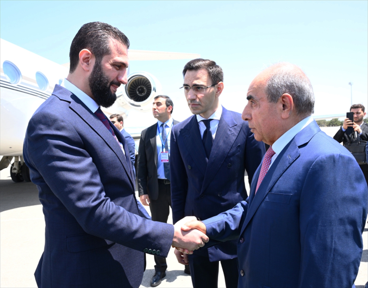 Suriye Cumhurbaşkanı Ahmed Şara'nın Azerbaycan'a Tarihi Ziyareti