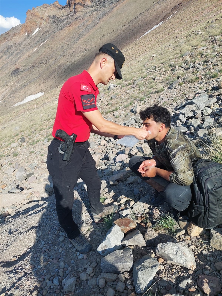 Erciyes Dağı'nda Mahsur Kalan Dağcının Heyecan Dolu Kurtuluş Hikayesi