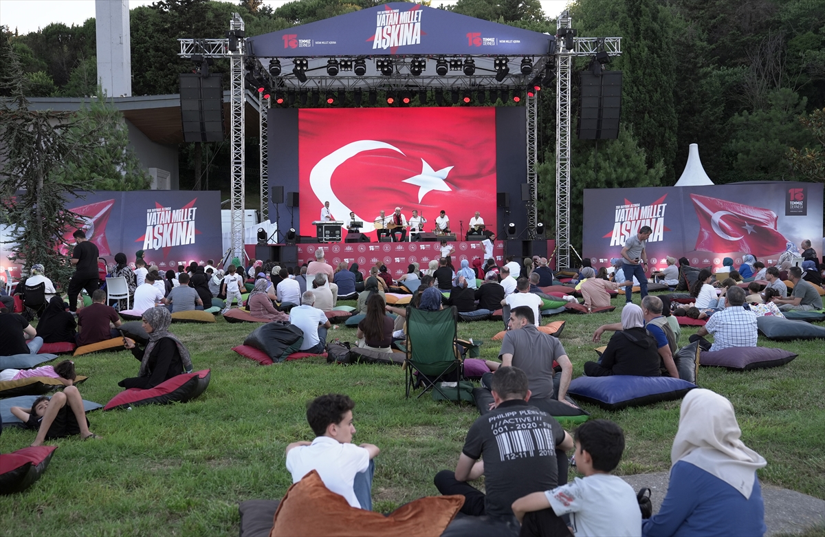 Esat Kabaklı'dan 15 Temmuz Müzesi'nde Coşkulu Konser
