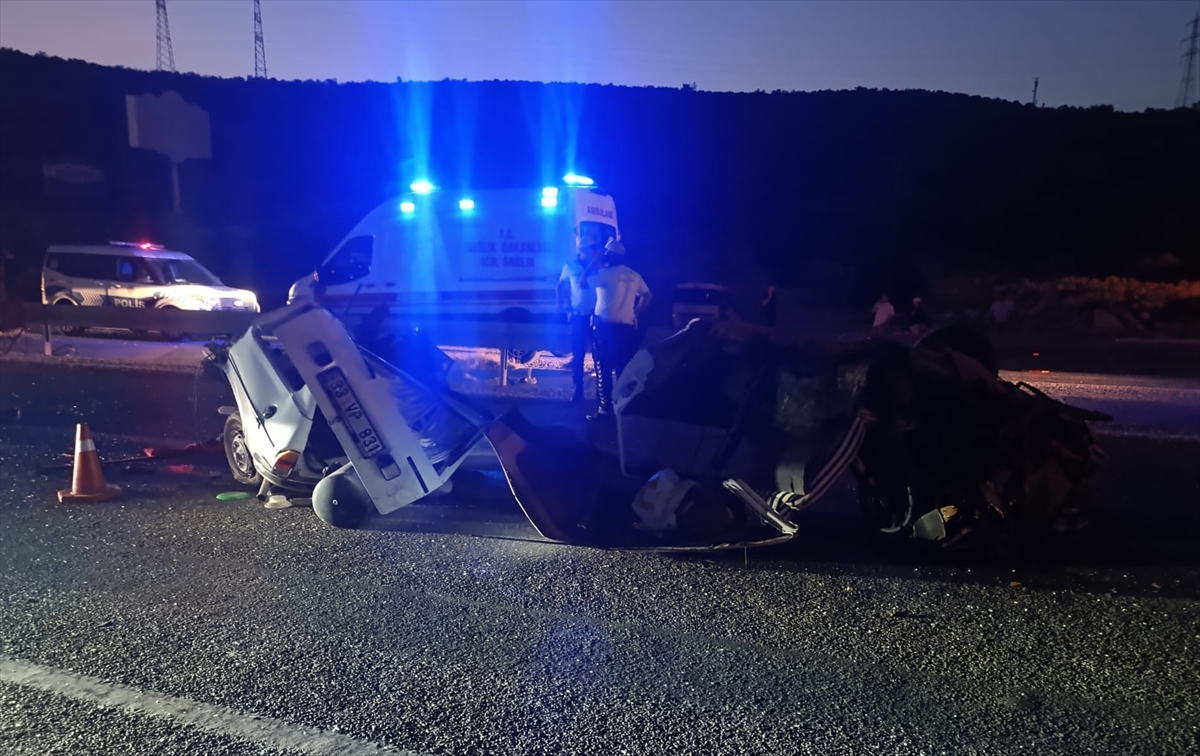 Mersin'de Trafik Kazası Can Aldı: Genç Sürücü Hayata Veda Etti