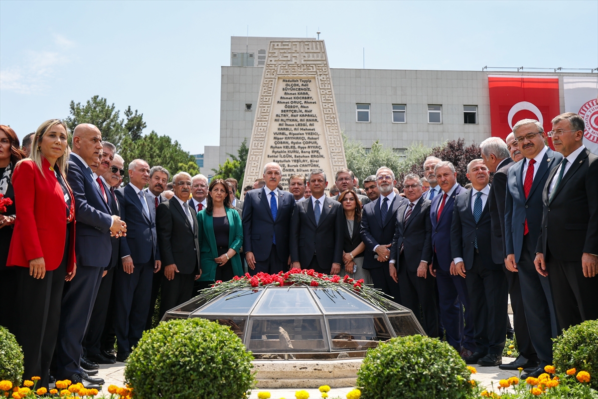 Anma Töreninde TBMM Başkanı Kurtulmuş'tan Duygu Dolu Anlar