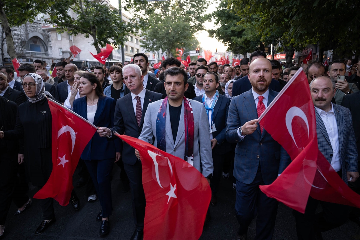 İstanbul'da 15 Temmuz Anma Etkinliği Coşkuyla Tamamlandı