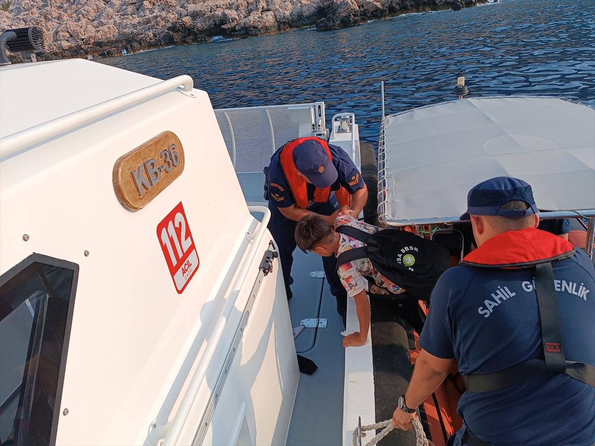 Antalya Sahillerinde Göçmen Kaçakçılığı Operasyonu