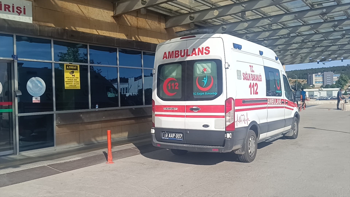 Çorum'da Feci Olay Yaşandı: Pencereden Düşen Çocuk Kurtarılamadı