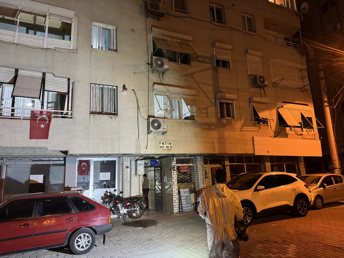 İzmir'de Yalnız Yaşayan Kadının Gizemli Ölümü