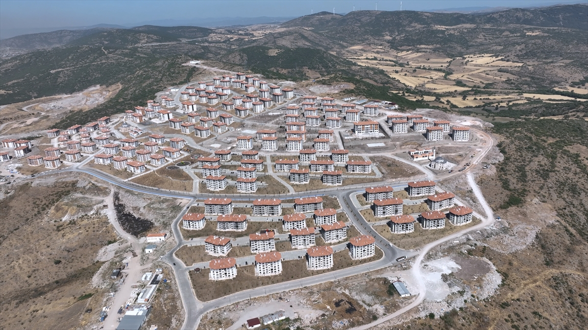 Balıkesir'de Tamamlanan TOKİ Konutları Vatandaşlarla Buluşuyor