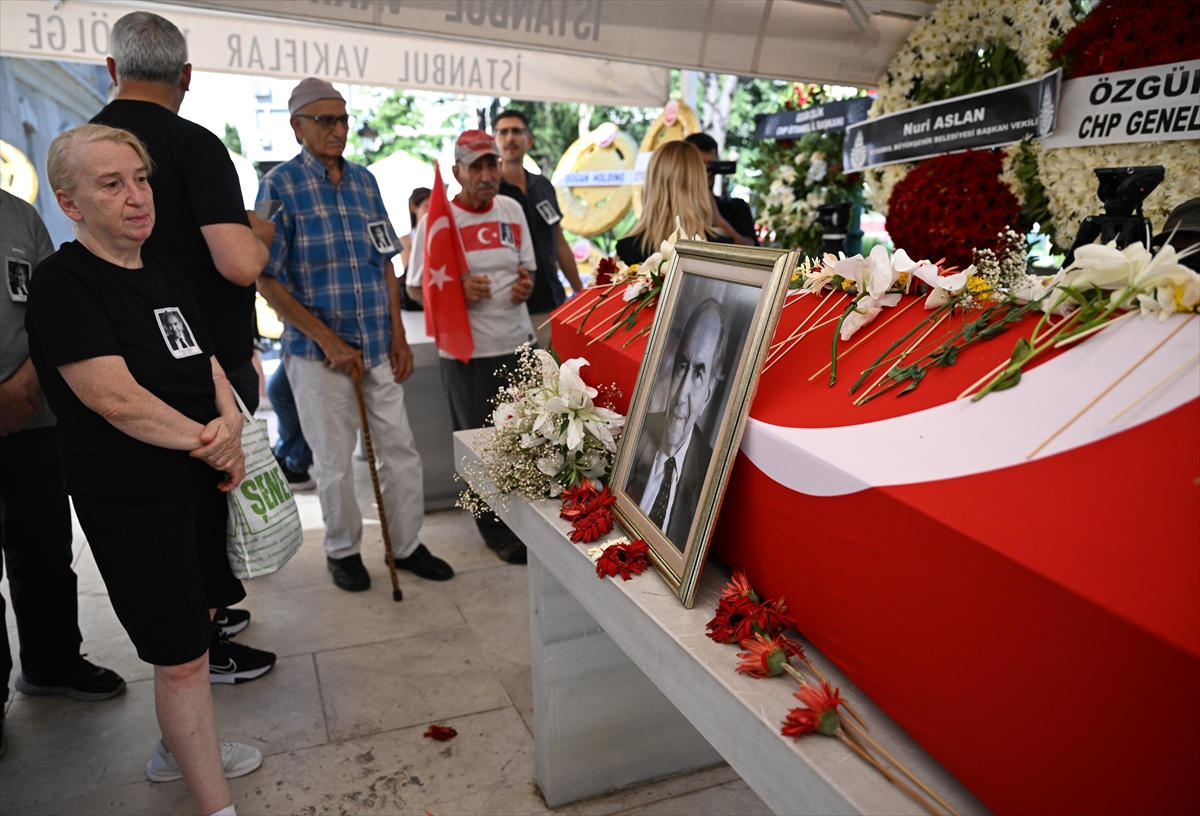 Eski CHP Lideri Altan Öymen İçin İstanbul'da Anma ve Son Yolculuk