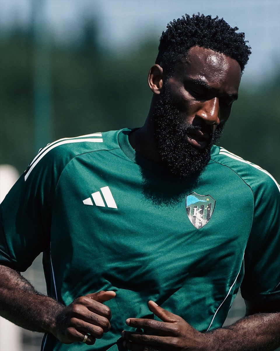 Kocaelispor'un Düzce Kampında Yükselen Performansı ve Yeni Transferler