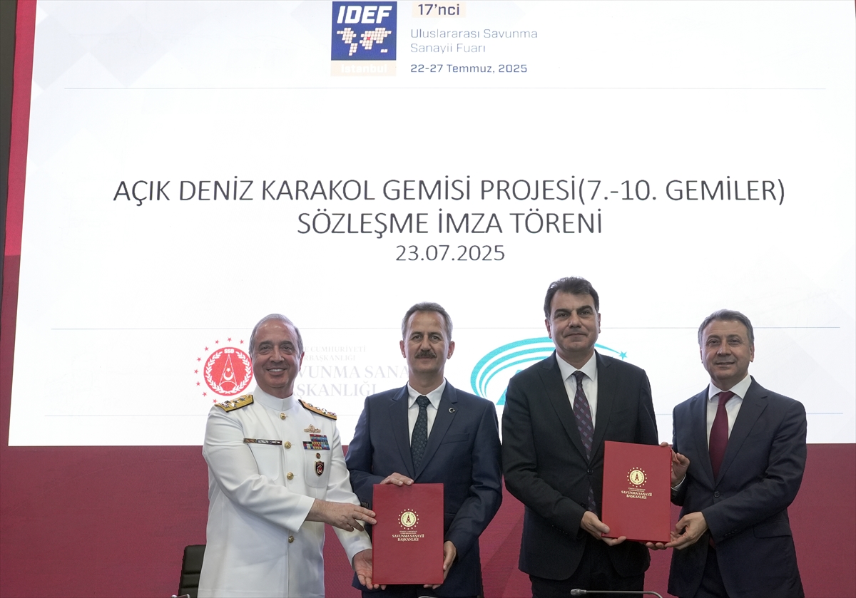 Roketsan, IDEF 2025'te Stratejik Anlaşmalarla Geleceğe Yön Veriyor