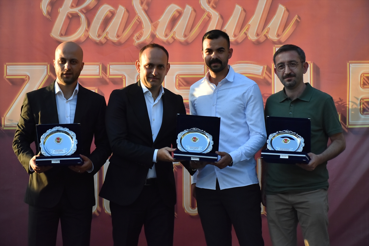 Trabzon Gazeteciler Cemiyeti Başarılı Gazetecileri Onurlandırdı