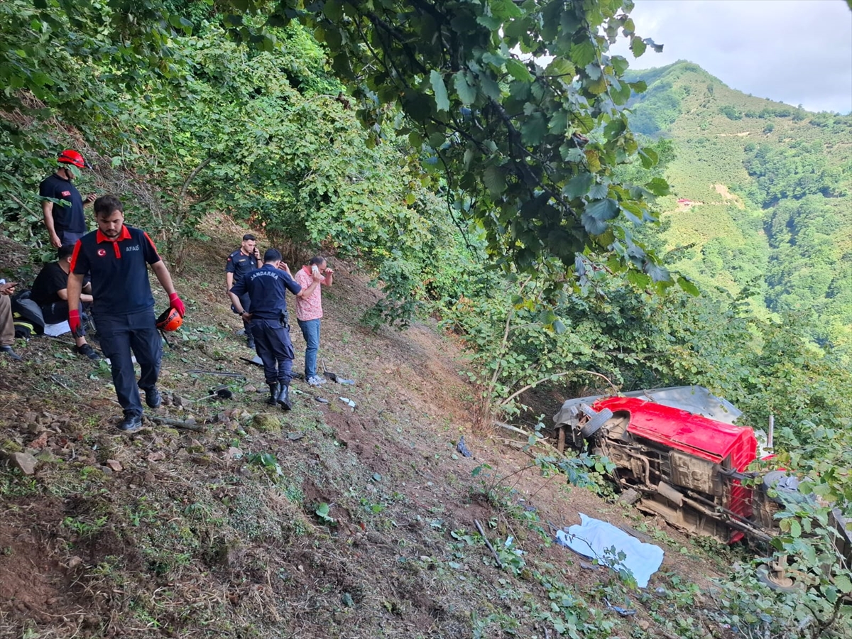 Giresun'da Fındık İşçilerini Taşıyan Kamyonet Devrildi: Acı Kaza