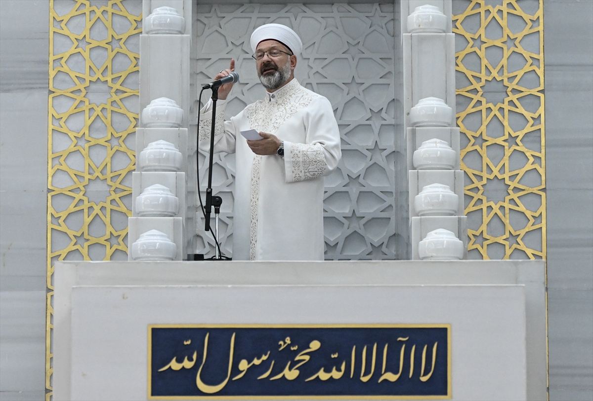 Diyanet İşleri Başkanı Erbaş Gazze'deki İnsanlık Dramına Dikkat Çekti