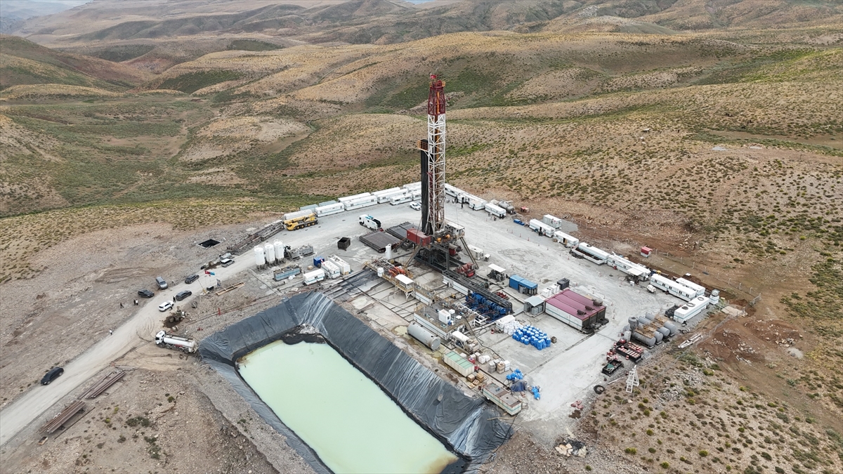 Kato Dağı'nda Türk Mühendislerin Yoğun Çalışmalarıyla Petrol Aranıyor
