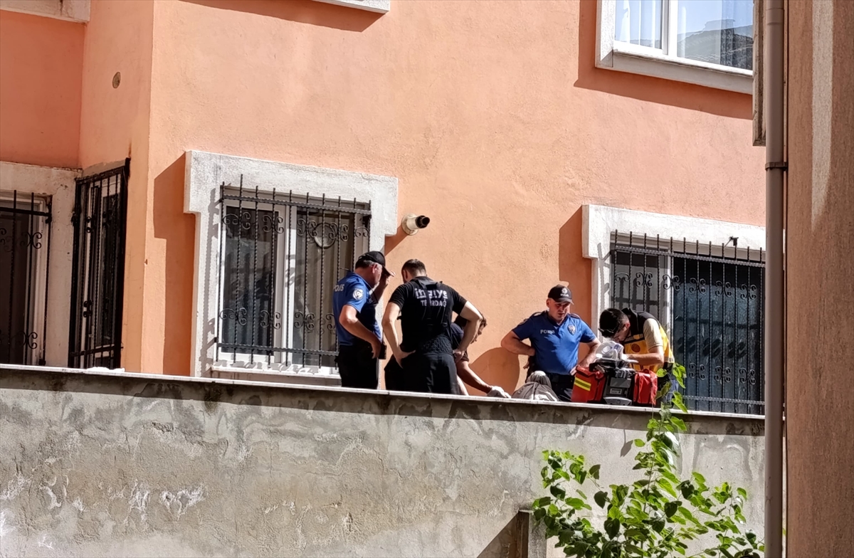 Tekirdağ'da Genç Adamın 5. Kattan Düşüşü Üzüntü Yarattı
