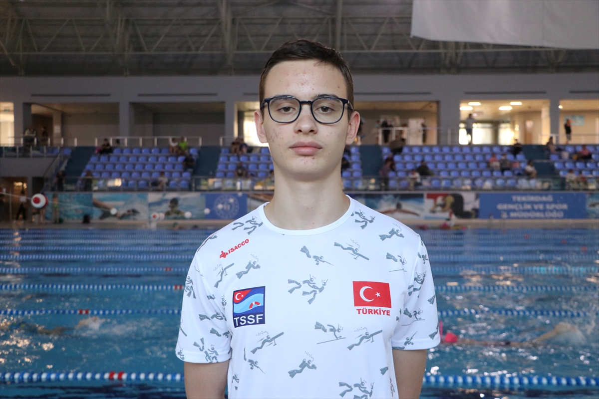 Genç Serbest Dalışçı Timur Alp Kuru Altın Madalya İçin Hazırlanıyor