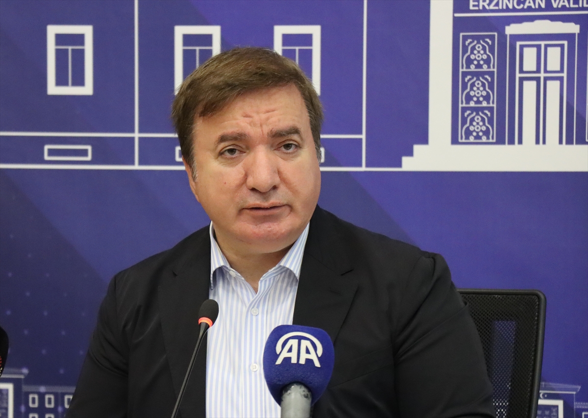 Erzincan'da Hizmet Odaklı Muhtarlar Toplantısı
