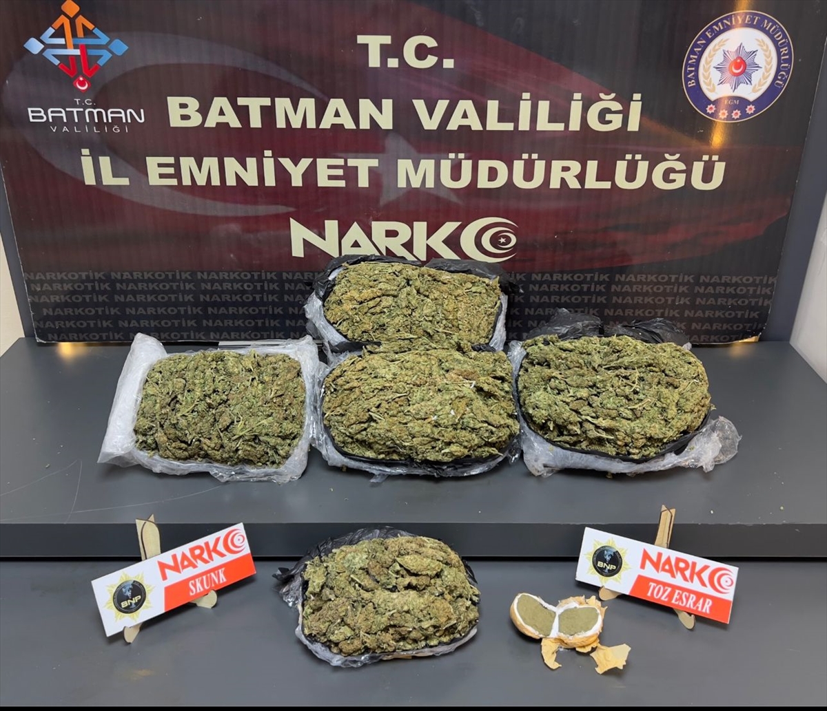 Batman'da Narkotik Operasyonda Yüklü Miktarda Uyuşturucu Ele Geçirildi