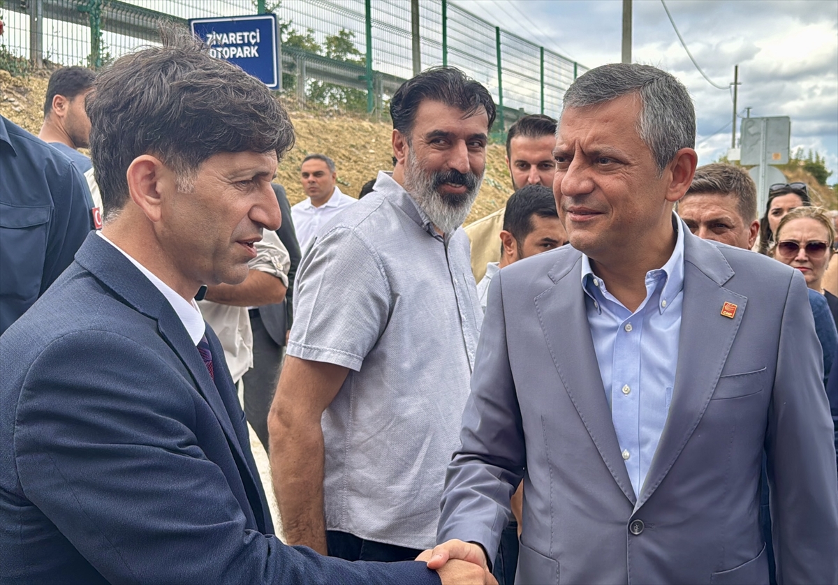 CHP Lideri Özel'den Cezaevi Ziyareti ve Gündem Üzerine Açıklamalar