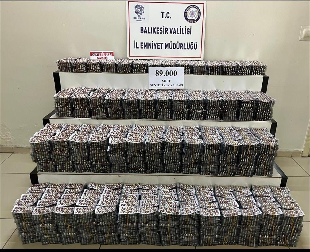 Balıkesir'de Uyuşturucu Operasyonu 89 Bin Sentetik Hap Ele Geçirildi