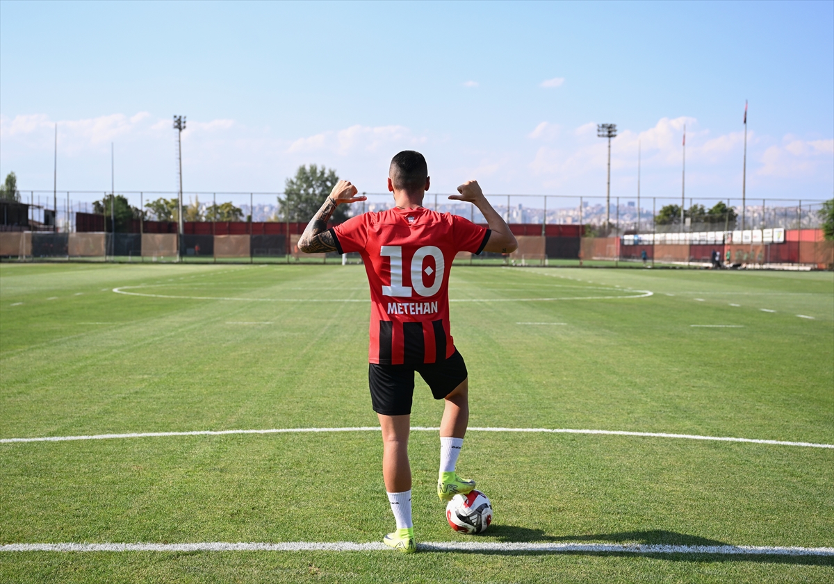 Metehan Mimaroğlu Gençlerbirliği'nin Gururu Oluyor