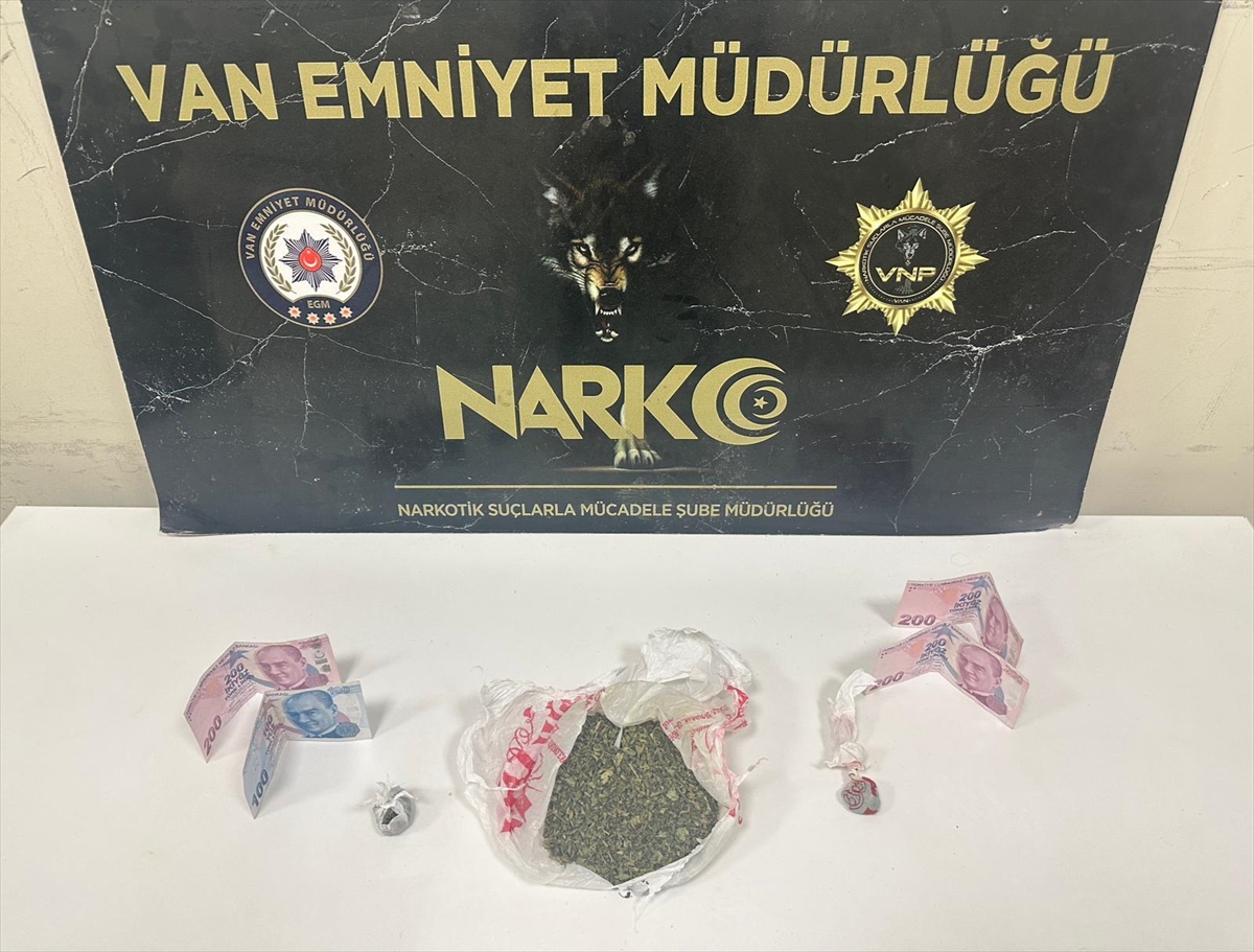Van'da Uyuşturucuya Geçit Vermeyen Dev Operasyon