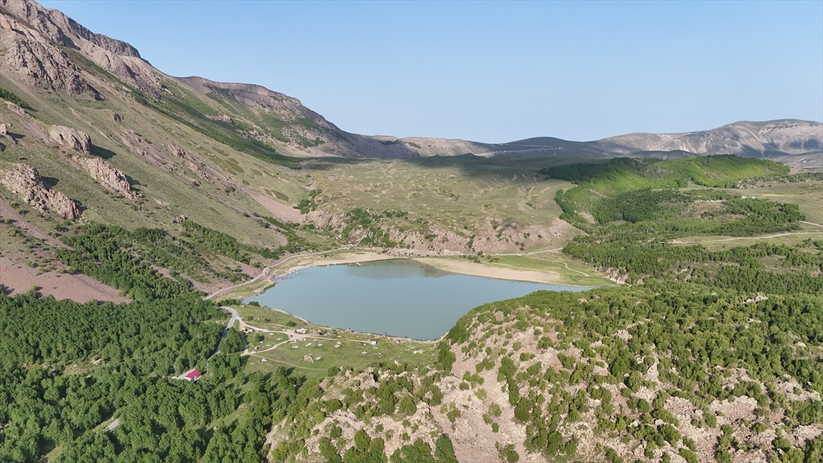 Nemrut Kalderası Turizm ve Güvenlik Denetimleriyle Göz Kamaştırıyor